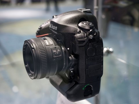 Nikon  D4S 2