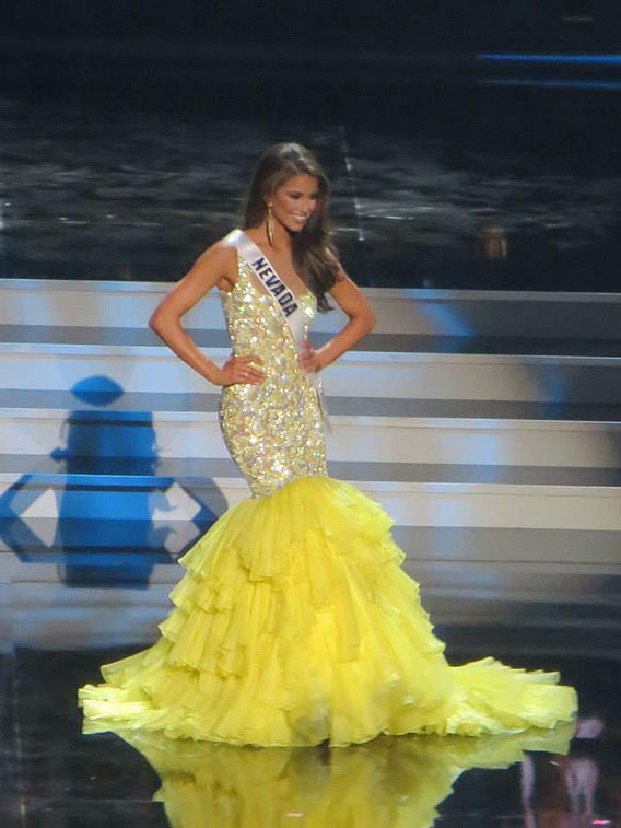 Miss Nevada Nia Sanchez crowned as 63rd Miss USA[1]