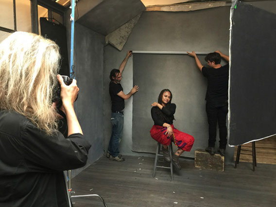 ava-duvernay-behind-the-scenes-annie-leibovitz-pirelli-calendar-photo-shoot-2016-568