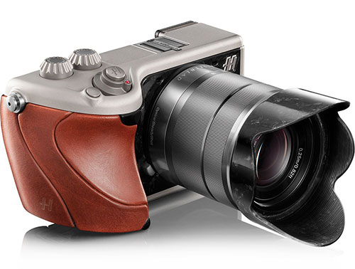 hasselblad_lunar_camera_brown_500