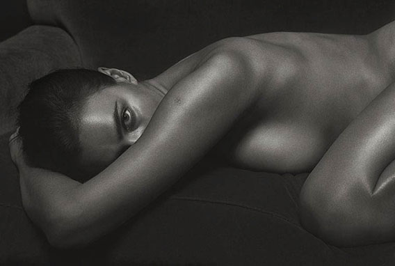 irina-shayk-poses-nude-for-gq-italia-september-cover-story-the-dapifer-4